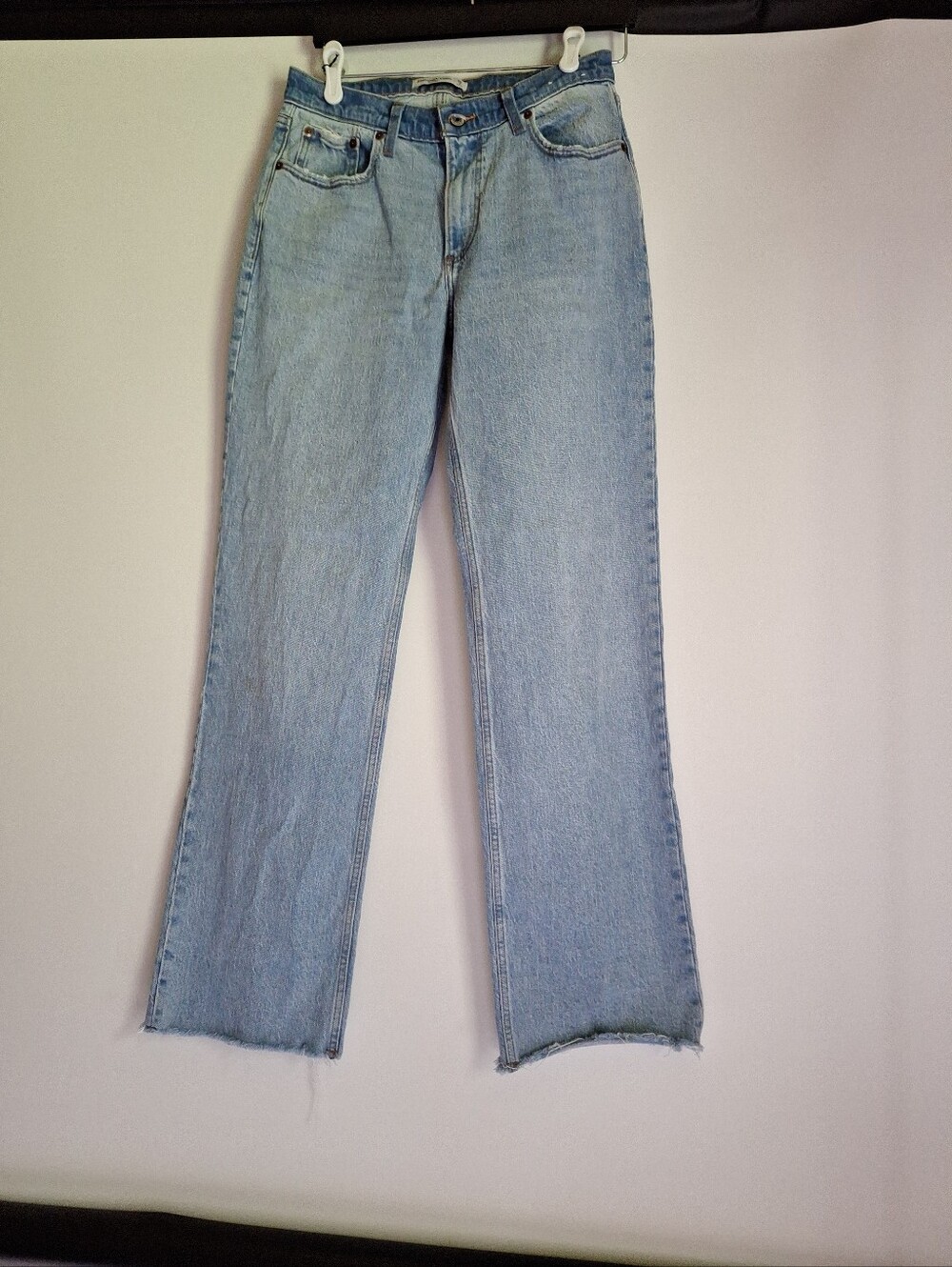 Aberceombie And Fitch The Baggy Low Rise Jeans 26 2L
